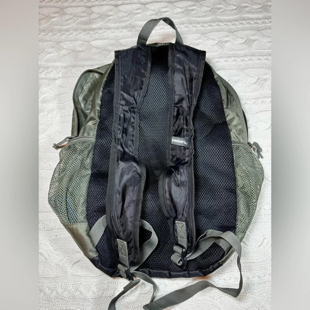 Eddie Bauer Green 20L Lightweight Stowaway Packable Spruce Green Backpack - Picture 16 of 16
